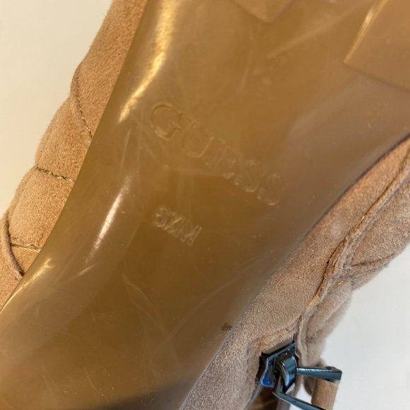 6.5 M Guess Faux Suede Booties - Picture 5 of 7